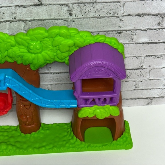 Kid Connection Zoo Play Set Light & Sound Replacement Tree House - Picture 3 of 13